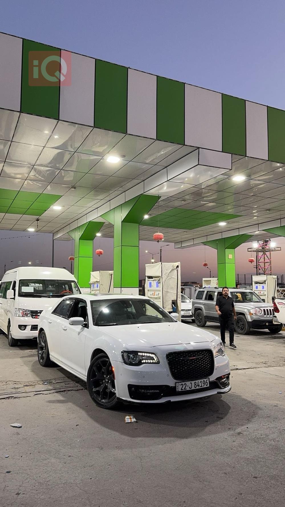 كرايسلر 300